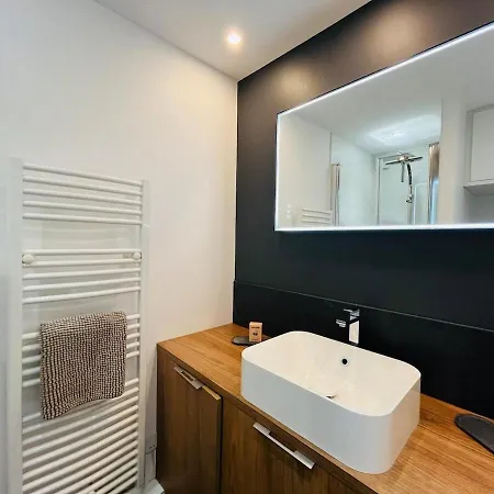 Casa Amarelo * Angers